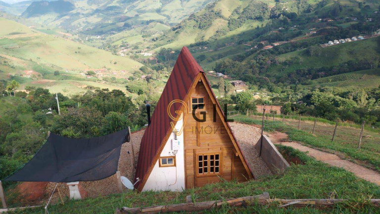Imagem Chácara com 2 Quartos à Venda, 105 m² em Bairro Barreirinho - Delfim Moreira Imagem Chácara com 2 Quartos à Venda, 105 m² em Bairro Barreirinho - Delfim Moreira