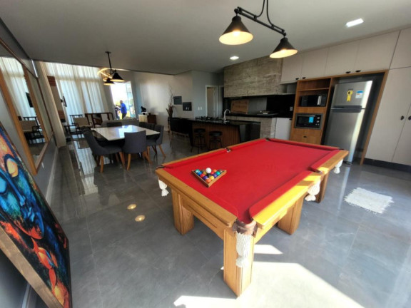 Imagem Casa com 4 Quartos à Venda, 180 m² em Dubai - Capao Da Canoa Imagem Casa com 4 Quartos à Venda, 180 m² em Dubai - Capao Da Canoa