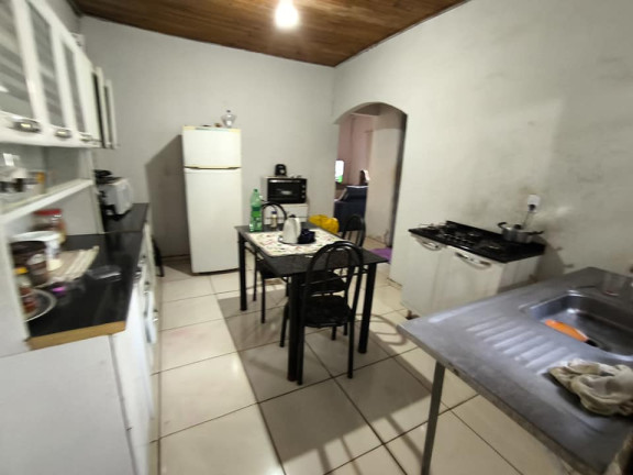Imagem Imóvel com 
            	4             Quartos à Venda, 200 m² em 
            	Sitios Santa Luzia             - 
            	Aparecida De Goiania            