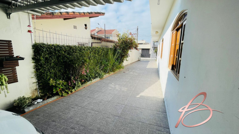 Imagem Casa com 3 Quartos à Venda, 161 m² em São João - Itajaí