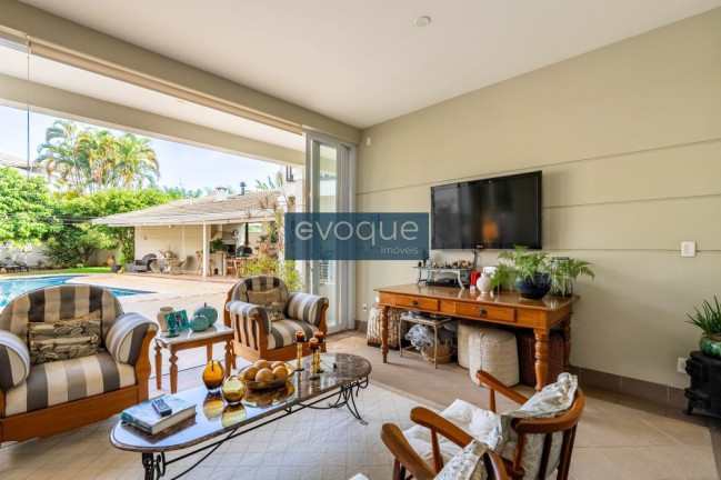 Imagem Casa com 4 Quartos à Venda, 550 m² em Estância Recreativa San Fernando - Valinhos Imagem Casa com 4 Quartos à Venda, 550 m² em Estância Recreativa San Fernando - Valinhos
