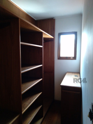 Imagem Casa com 3 Quartos à Venda, 242 m² em Santana - Porto Alegre Imagem Casa com 3 Quartos à Venda, 242 m² em Santana - Porto Alegre