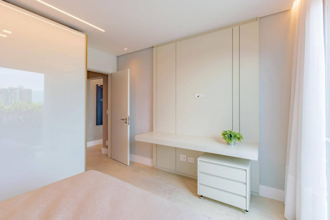 Imagem Cobertura com 3 Quartos à Venda, 240 m² em Cabral - Curitiba Imagem Cobertura com 3 Quartos à Venda, 240 m² em Cabral - Curitiba
