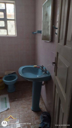Imagem Imóvel com 2 Quartos à Venda, 205 m² em Tupi - Praia Grande Imagem Imóvel com 2 Quartos à Venda, 205 m² em Tupi - Praia Grande