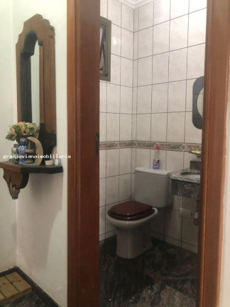 Imagem Casa à Venda, em São Paulo 2 - Cotia Imagem Casa à Venda, em São Paulo 2 - Cotia