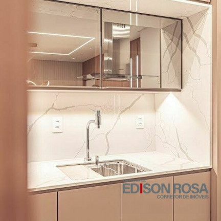 Imagem Apartamento com 3 Quartos à Venda, 102 m² em Centro - Florianópolis Imagem Apartamento com 3 Quartos à Venda, 102 m² em Centro - Florianópolis