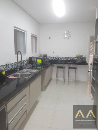 Imagem Casa de Condomínio com 3 Quartos para Alugar, 340 m² em Alphaville - Santana De Parnaíba
