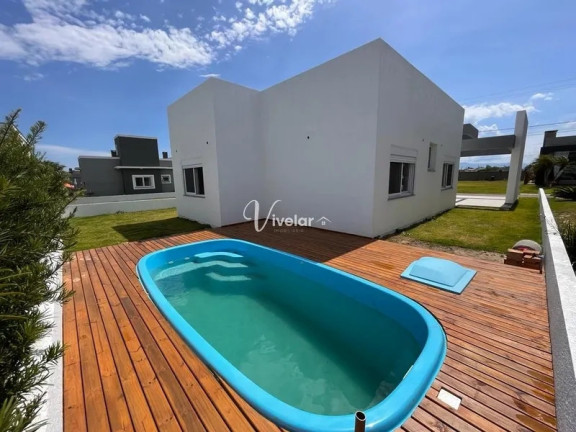 Imagem Casa com 3 Quartos à Venda, em Arco íris - Capão Da Canoa Imagem Casa com 3 Quartos à Venda, em Arco íris - Capão Da Canoa