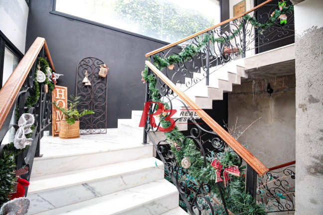 Imagem Casa com 3 Quartos à Venda, 436 m² em Marapé - Santos Imagem Casa com 3 Quartos à Venda, 436 m² em Marapé - Santos