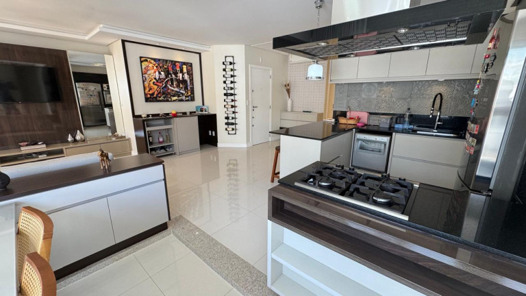 Imagem Apartamento com 3 Quartos à Venda, 122 m² em Meia Praia - Itapema Imagem Apartamento com 3 Quartos à Venda, 122 m² em Meia Praia - Itapema