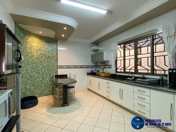 Imagem Casa com 3 Quartos à Venda, 371 m² em Jardim Das Esmeraldas - Goiânia Imagem Casa com 3 Quartos à Venda, 371 m² em Jardim Das Esmeraldas - Goiânia