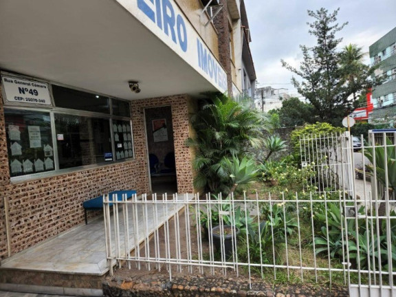 Imagem Imóvel com 3 Quartos à Venda, 220 m² em Jardim Vinte E Cinco De Agosto - Duque De Caxias