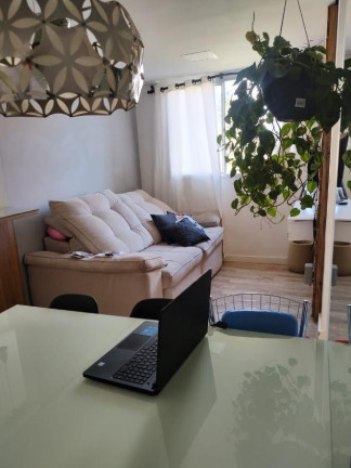 Imagem Imóvel com 2 Quartos à Venda, 47 m² Imagem Imóvel com 2 Quartos à Venda, 47 m²