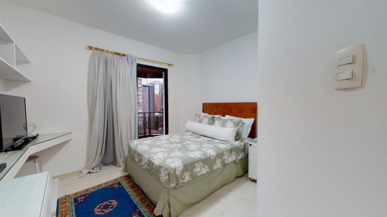 Imagem Apartamento com 3 Quartos à Venda,  em Moema - São Paulo