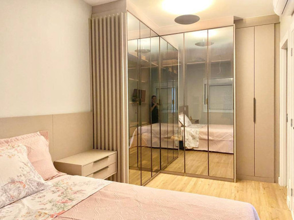 Imagem Apartamento com 1 Quarto à Venda,  em Green Valley Alphaville - Barueri