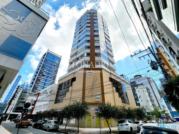Imagem Apartamento com 3 Quartos à Venda, 279 m² em Centro - Balneário Camboriú