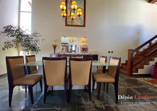 Imagem Casa com 3 Quartos à Venda, 294 m² em Ibituruna - Montes Claros