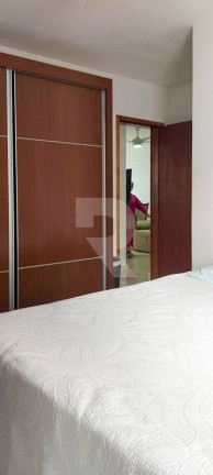 Imagem Apartamento com 3 Quartos à Venda, 72 m²