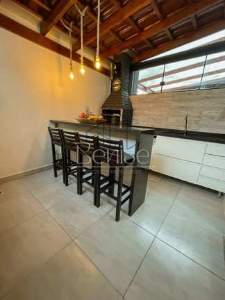 Imagem Casa com 2 Quartos à Venda, 61 m² em Rio Pequeno - Camboriú