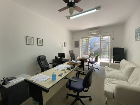 Imagem Imóvel com 4 Quartos à Venda, em Pinheiros - São Paulo Imagem Imóvel com 4 Quartos à Venda, em Pinheiros - São Paulo