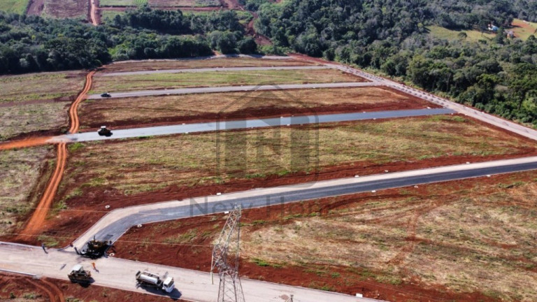 Imagem Terreno à Venda, 240 m² em Universitário - Cascavel Imagem Terreno à Venda, 240 m² em Universitário - Cascavel