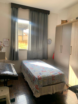 Imagem Casa com 3 Quartos à Venda, 200 m² em Carlos Prates - Belo Horizonte