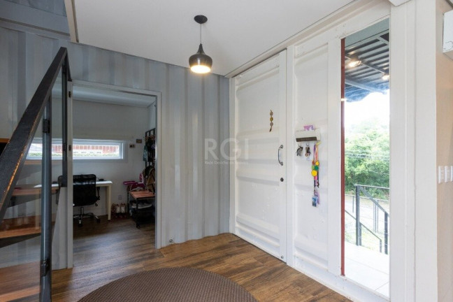 Imagem Casa com 3 Quartos à Venda, 333 m² em Teresópolis - Porto Alegre Imagem Casa com 3 Quartos à Venda, 333 m² em Teresópolis - Porto Alegre