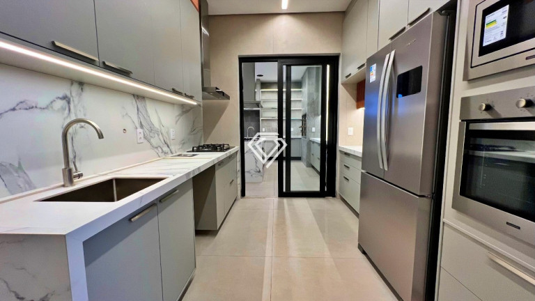 Imagem Imóvel com 4 Quartos à Venda, 382 m² em Plano Diretor Sul - Palmas Imagem Imóvel com 4 Quartos à Venda, 382 m² em Plano Diretor Sul - Palmas