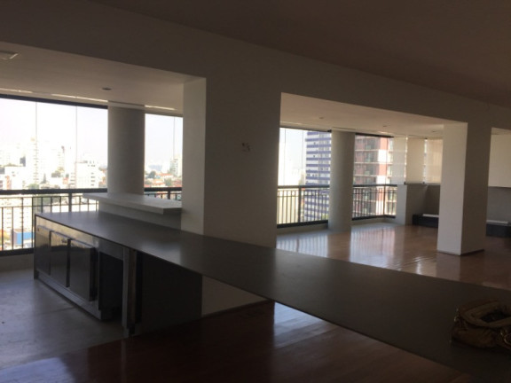 Imagem Imóvel com 4 Quartos à Venda, 215 m² em Sumaré - São Paulo Imagem Imóvel com 4 Quartos à Venda, 215 m² em Sumaré - São Paulo
