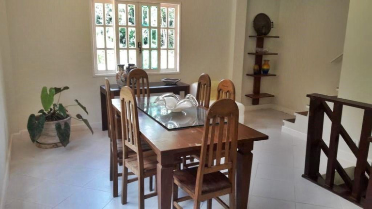 Imagem Casa com 5 Quartos à Venda, 500 m² em Pessegueiros - Teresópolis Imagem Casa com 5 Quartos à Venda, 500 m² em Pessegueiros - Teresópolis