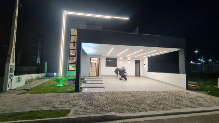 Imagem Casa com 3 Quartos à Venda, 260 m² em Recanto Dos Eucaliptos - São José Dos Campos Imagem Casa com 3 Quartos à Venda, 260 m² em Recanto Dos Eucaliptos - São José Dos Campos