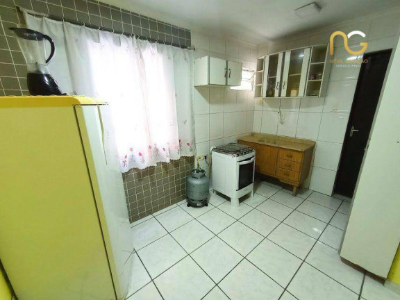 Kitnet com 1 Quarto à Venda, 27 m² em Mirim - Praia Grande