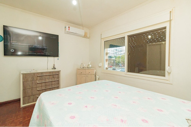 Imagem Apartamento com 2 Quartos à Venda, 89 m² em Azenha - Porto Alegre Imagem Apartamento com 2 Quartos à Venda, 89 m² em Azenha - Porto Alegre