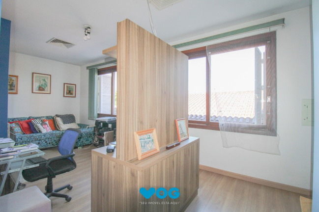 Imagem Casa com 3 Quartos à Venda, 344 m² em Chácara Das Pedras - Porto Alegre Imagem Casa com 3 Quartos à Venda, 344 m² em Chácara Das Pedras - Porto Alegre