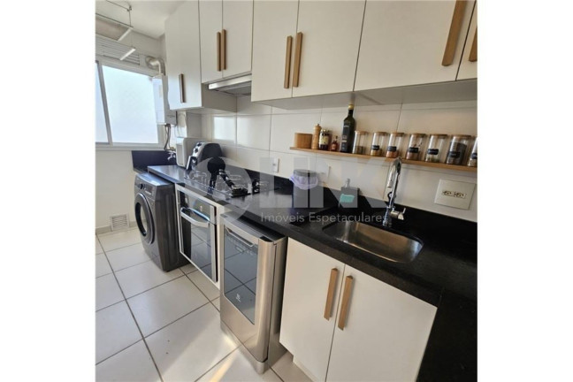 Imagem Apartamento com 3 Quartos à Venda, 70 m² em Passo Da Areia - Porto Alegre
