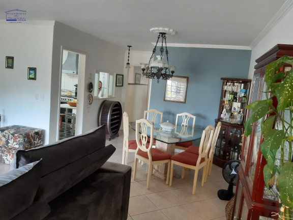 Imagem Casa com 3 Quartos à Venda, 260 m² em Ipanema - Porto Alegre Imagem Casa com 3 Quartos à Venda, 260 m² em Ipanema - Porto Alegre