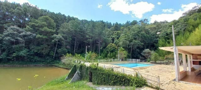 Imóvel com 4 Quartos à Venda,  em Itapetinga - Atibaia