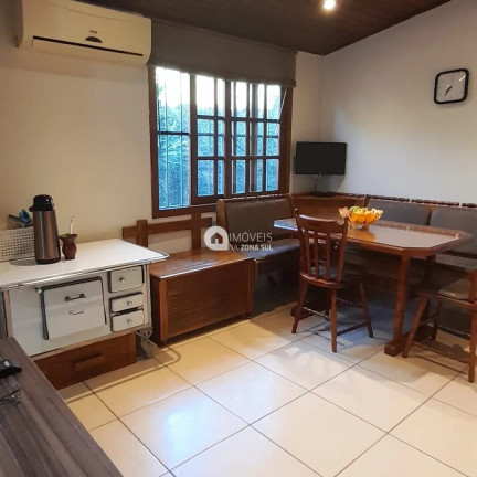 Imagem Imóvel com 2 Quartos à Venda, 1.640 m² Imagem Imóvel com 2 Quartos à Venda, 1.640 m²