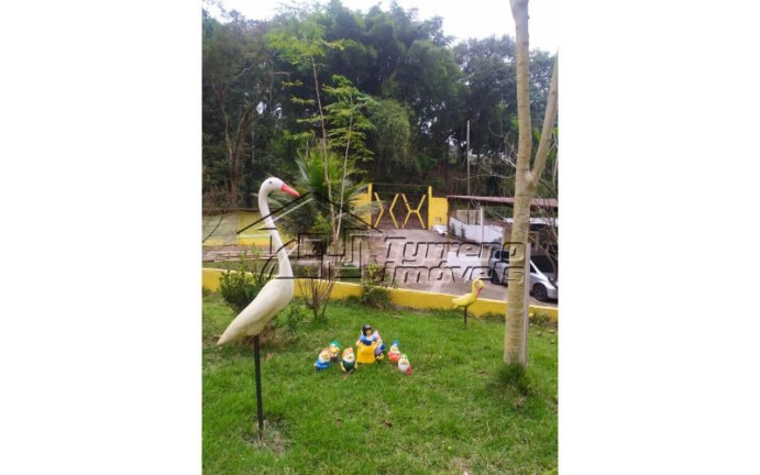 Imagem Imóvel com 3 Quartos à Venda, 1.060 m² em Arujá - Arujá Imagem Imóvel com 3 Quartos à Venda, 1.060 m² em Arujá - Arujá