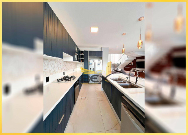 Imagem Casa com 4 Quartos à Venda, 323 m² em Colinas Da Anhangüera - Santana De Parnaíba Imagem Casa com 4 Quartos à Venda, 323 m² em Colinas Da Anhangüera - Santana De Parnaíba