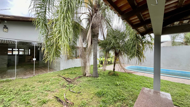 Imagem Casa com 3 Quartos à Venda, 143 m² em Igara - Canoas Imagem Casa com 3 Quartos à Venda, 143 m² em Igara - Canoas