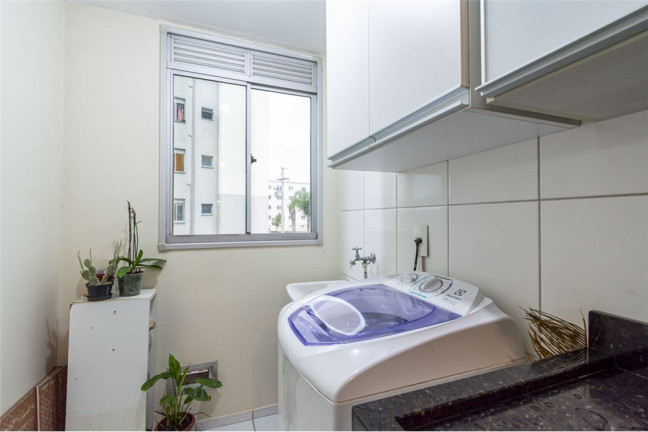Imagem Imóvel com 2 Quartos à Venda, em Mato Grande - Canoas Imagem Imóvel com 2 Quartos à Venda, em Mato Grande - Canoas