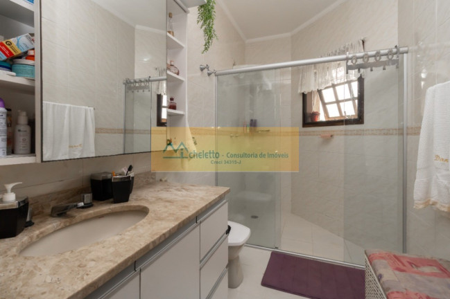 Imagem Casa com 6 Quartos à Venda, em Alphaville - Santana De Parnaíba Imagem Casa com 6 Quartos à Venda, em Alphaville - Santana De Parnaíba
