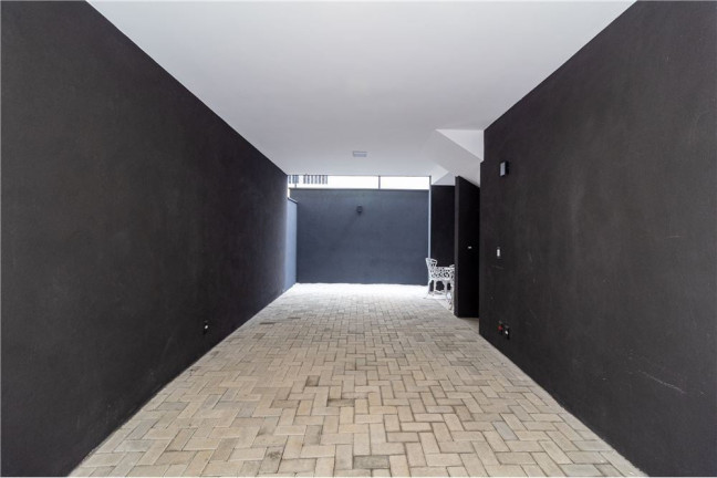 Imagem Casa com 2 Quartos à Venda, em Higienópolis - São Paulo Imagem Casa com 2 Quartos à Venda, em Higienópolis - São Paulo