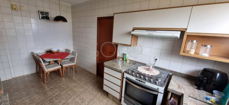 Apartamento com 3 Quartos à Venda, 192 m² em Centro - Araraquara