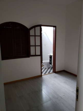 Imagem Casa com 4 Quartos à Venda, em Centro - Campos Dos Goytacazes Imagem Casa com 4 Quartos à Venda, em Centro - Campos Dos Goytacazes