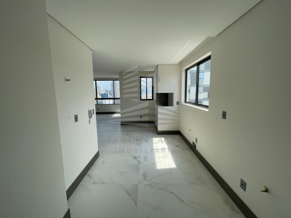 Imagem Apartamento com 3 Quartos à Venda, 130 m² em Centro - Balneário Camboriú Imagem Apartamento com 3 Quartos à Venda, 130 m² em Centro - Balneário Camboriú