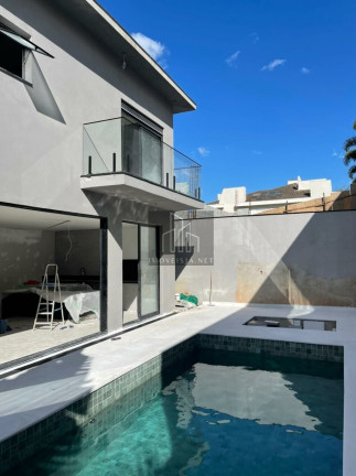 Imagem Casa com 4 Quartos à Venda, 451 m² em Alphaville - Santana De Parnaíba Imagem Casa com 4 Quartos à Venda, 451 m² em Alphaville - Santana De Parnaíba