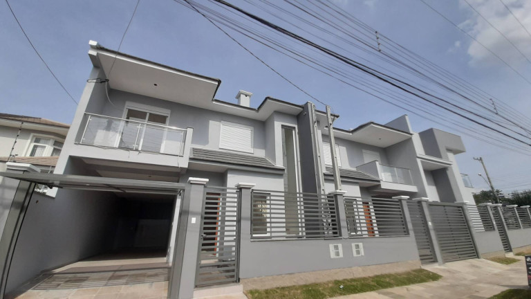 Sobrado com 3 Quartos à Venda, 142 m² em São José - Canoas