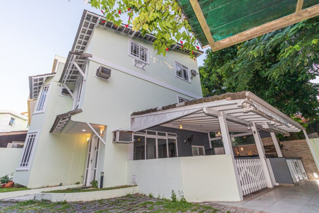 Imagem Casa com 5 Quartos à Venda,  em Barra Da Tijuca - Rio De Janeiro